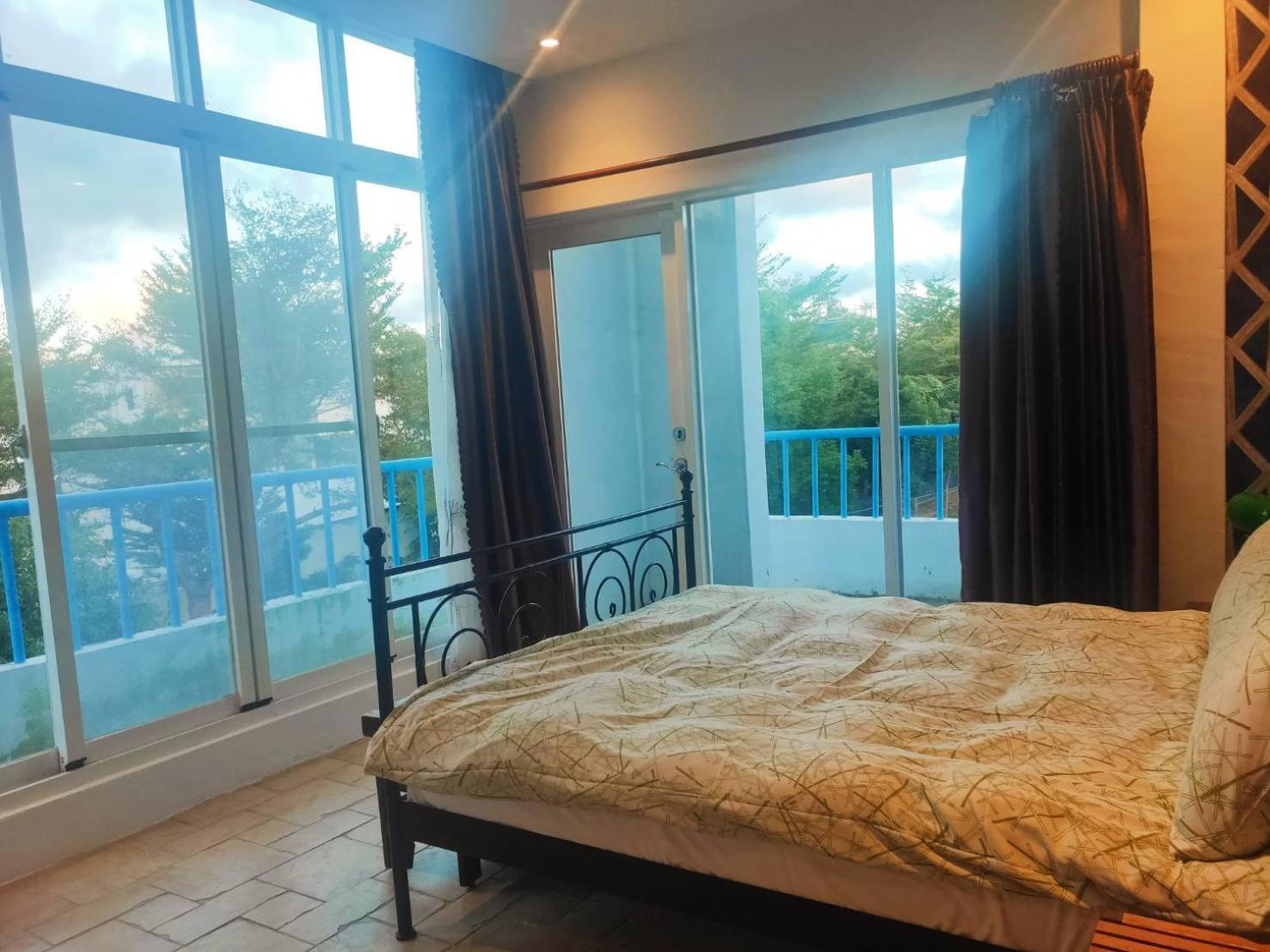 Oia Cafe B&B Taitung Екстериор снимка