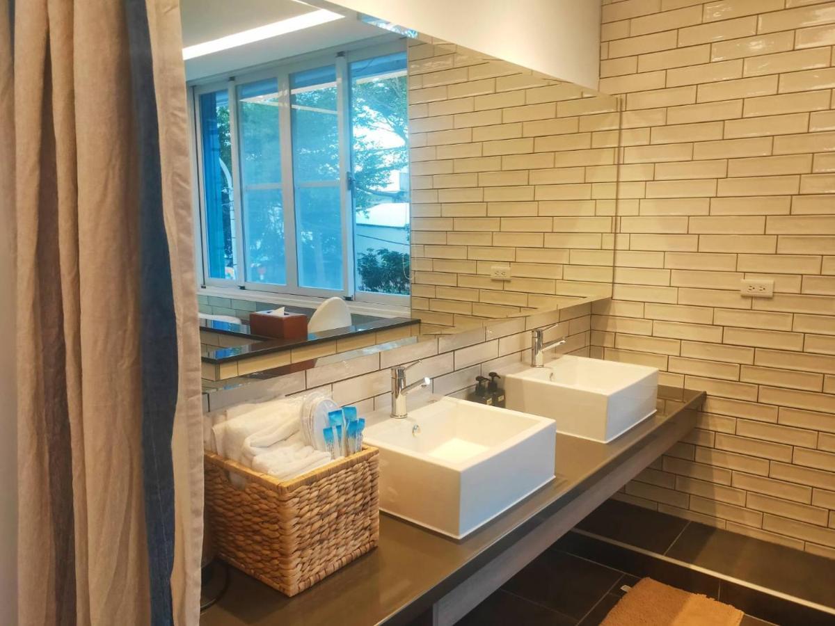 Oia Cafe B&B Taitung Екстериор снимка