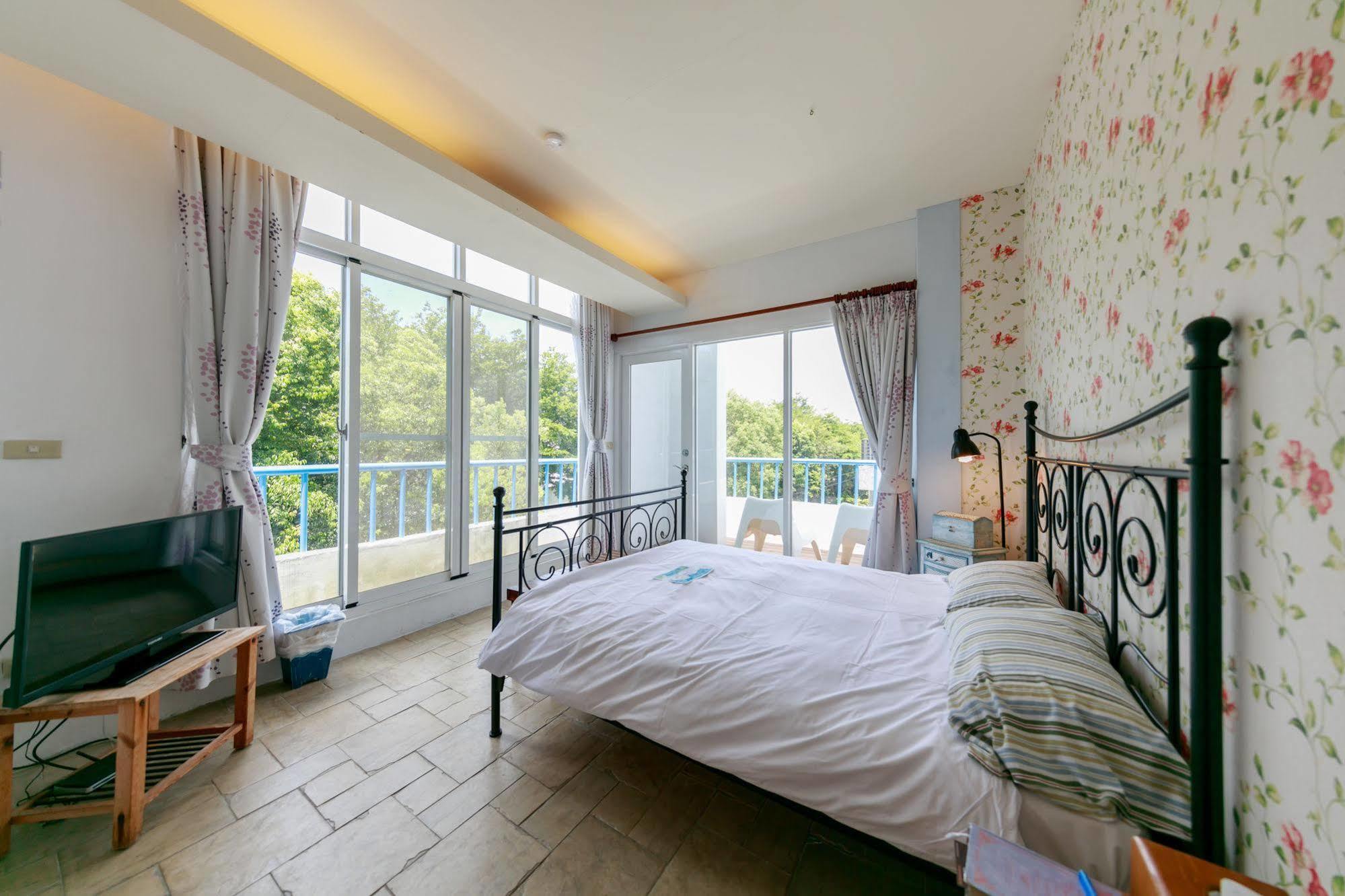 Oia Cafe B&B Taitung Екстериор снимка