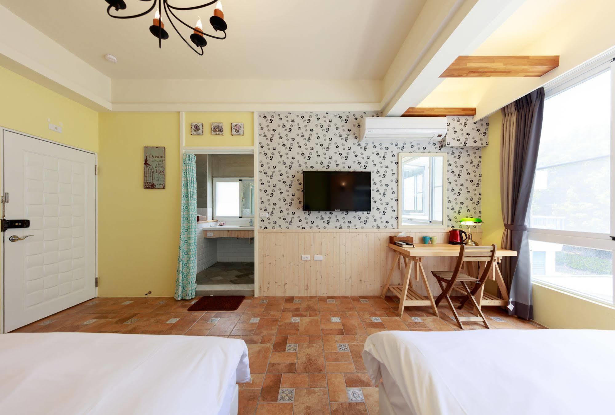 Oia Cafe B&B Taitung Екстериор снимка